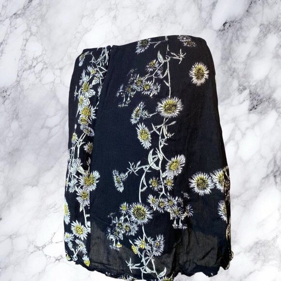 Obey Daisy Print Skirt - Picture 6 of 12